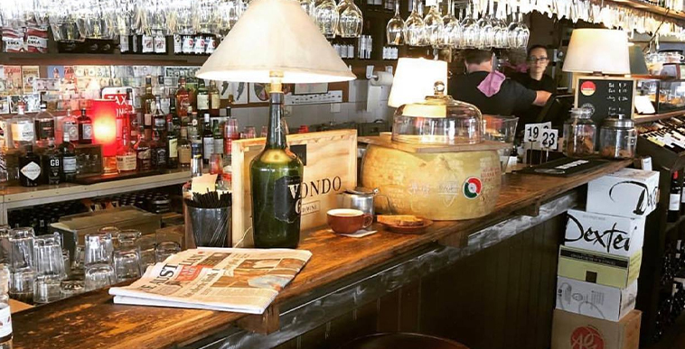 Dikstein's Corner Bar